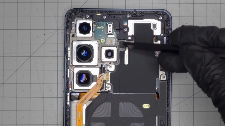 Galaxy S26 Ultra áp dụng ống kính kiểu mới thay periscope