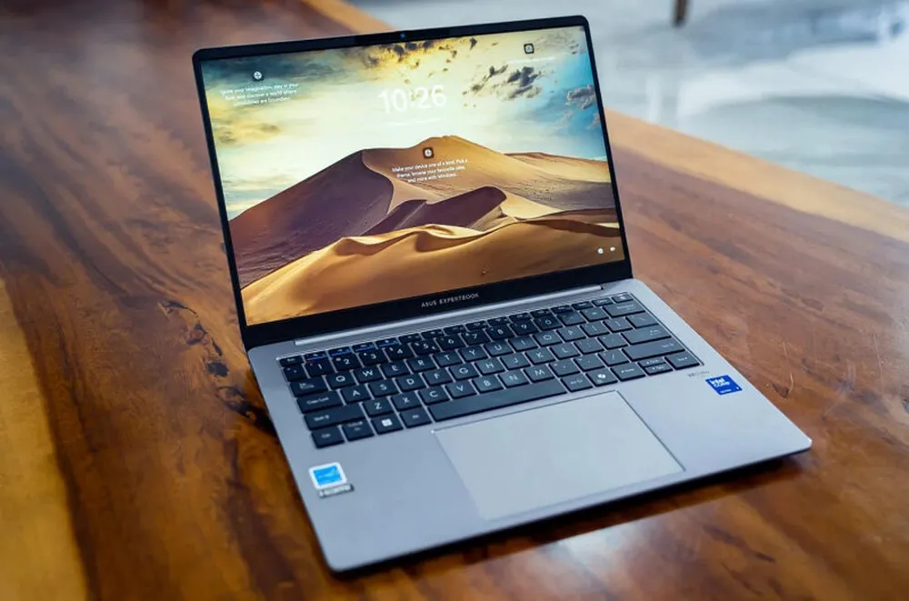 ASUS ExpertBook P5: Laptop doanh nghiệp bền bỉ, AI xịn