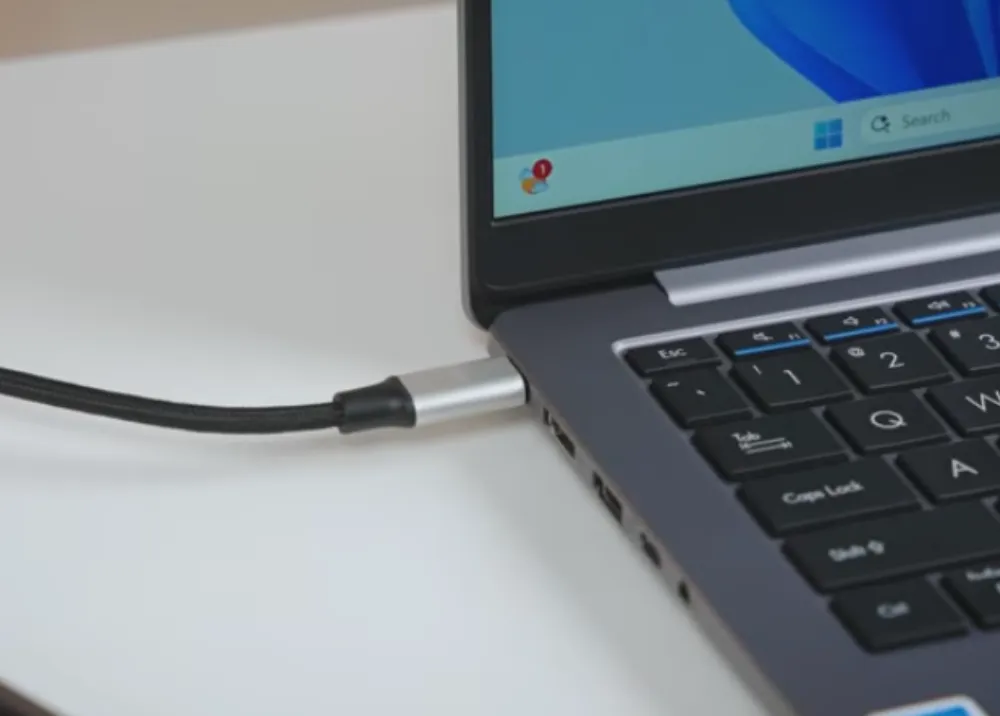 ASUS ExpertBook P5: Laptop doanh nghiệp bền bỉ, AI xịn