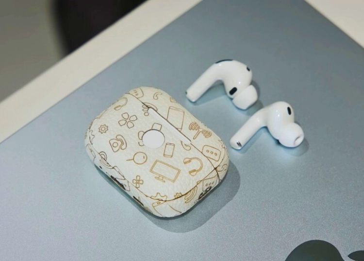 Đánh giá AirPods Pro 3: Giá 5,5 triệu, Bass "out trình"