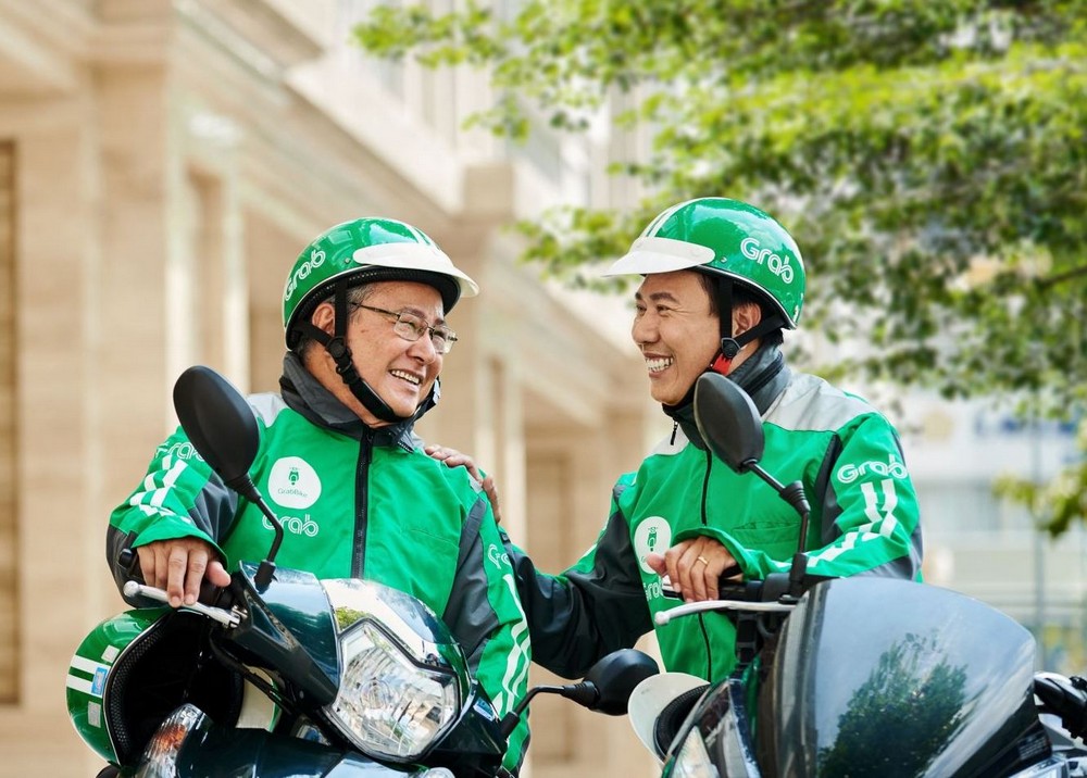 Grab hỗ trợ tài xế chạy xe xăng