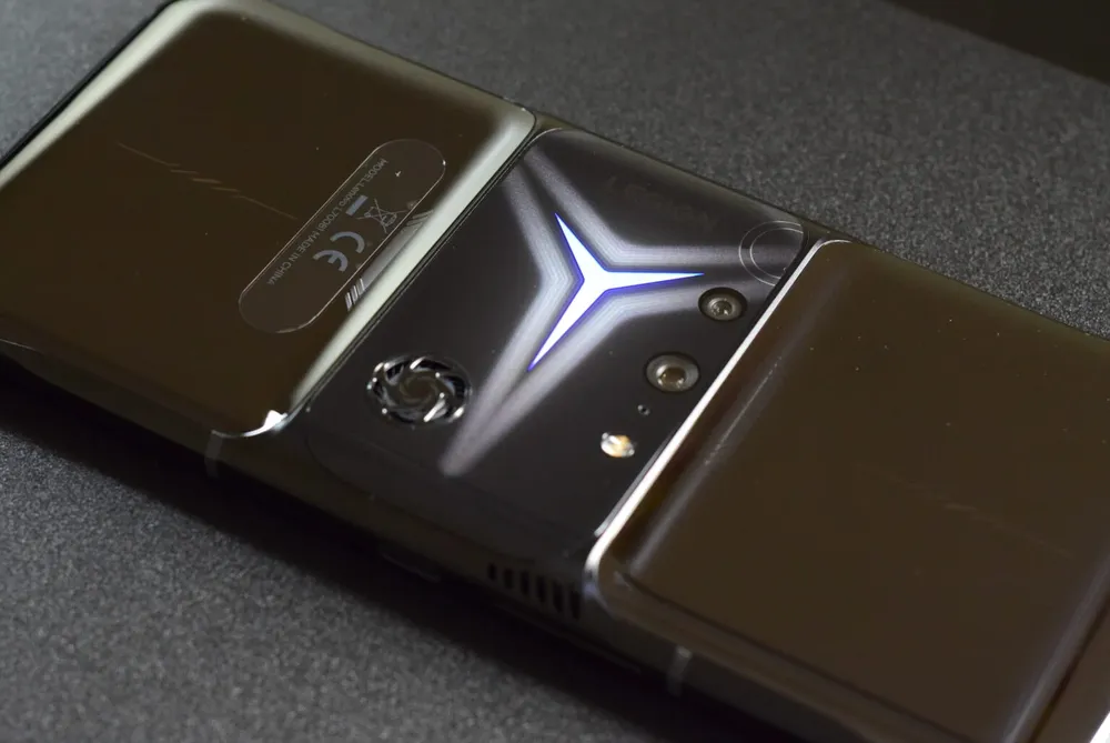 Lenovo rục rịch trở lại thị trường gaming phone 