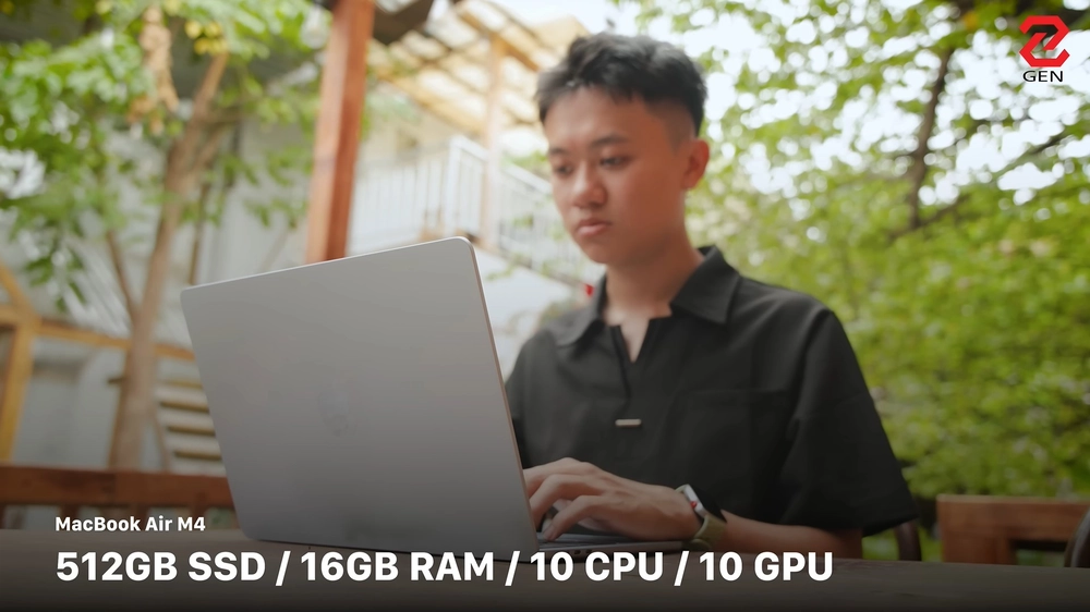 MacBook Air M4 chạm đáy: Săn sale 22 triệu có đáng mua?