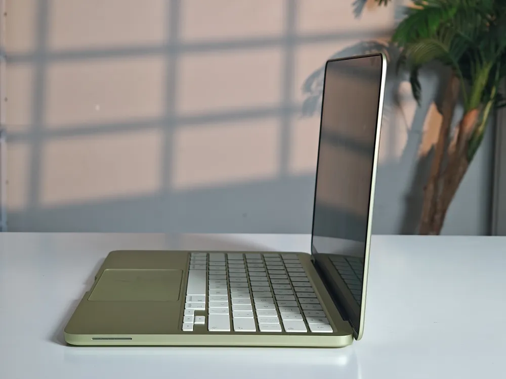 MacBook Neo giá 16 triệu: rẻ thật, nhưng là một “cú lừa”?