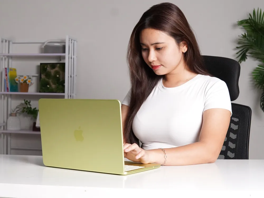 MacBook Neo: MacBook rẻ nhất của Apple có đáng mua?