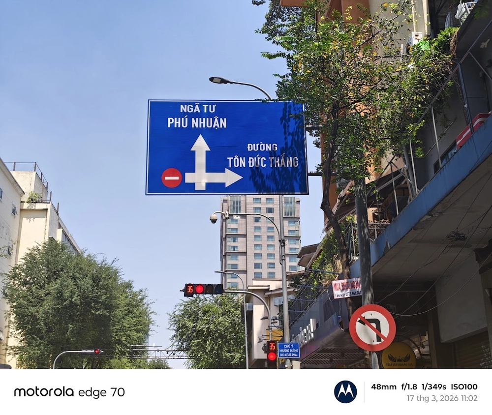 motorola edge 70: Cú tát vào lời nguyền "mong manh dễ vỡ"