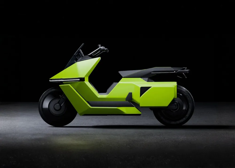 OMOWAY OMO X trình làng: Xe điện “biết nghĩ” như robot