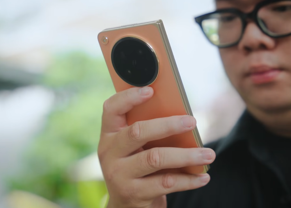 OPPO Find N6: Ẵm trọn spotlight màn gập nửa đầu 2026