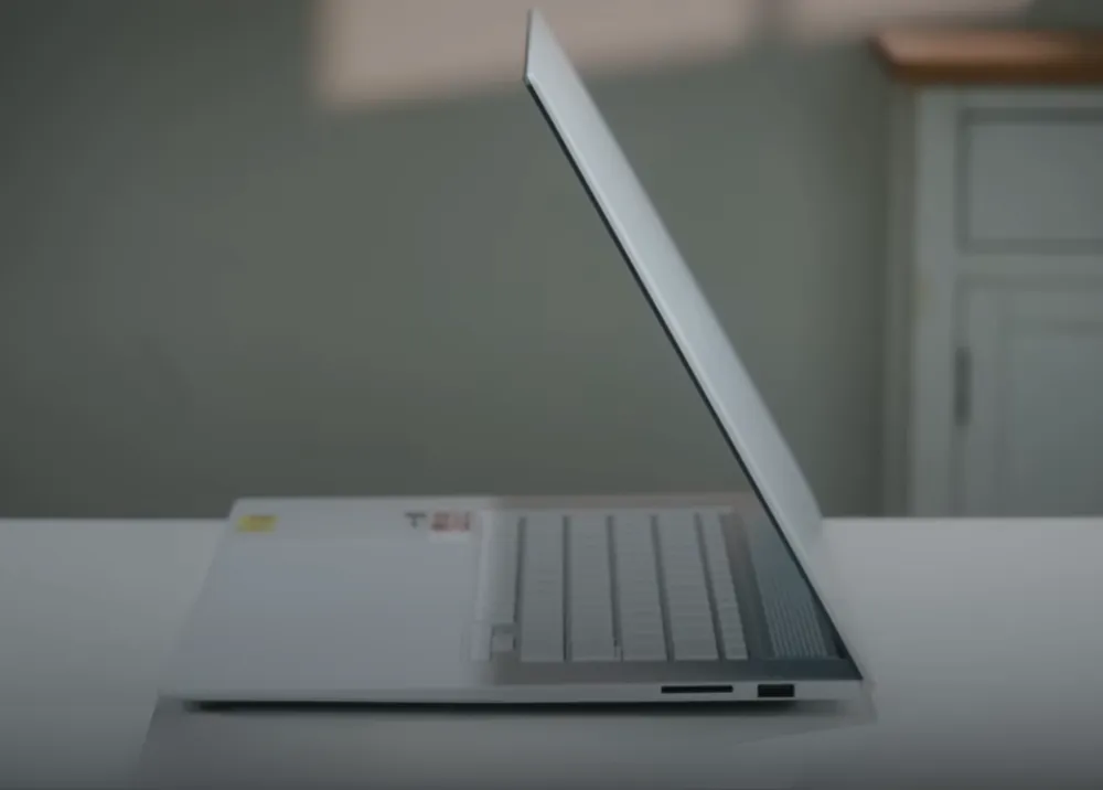 Review ASUS Zenbook S16: siêu mỏng, xịn, hiểu năng “đỉnh”