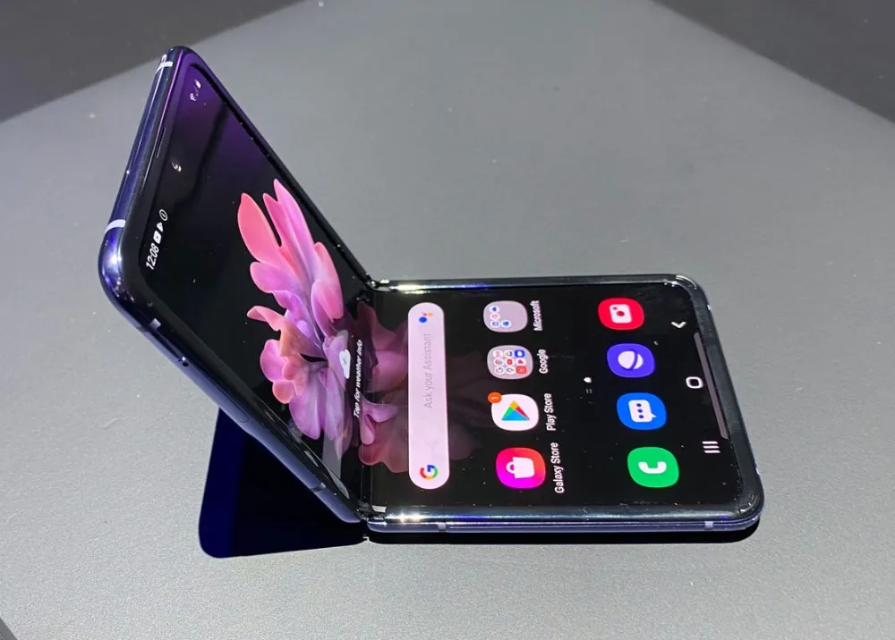 Samsung Galaxy Z Flip8 gây thất vọng mạnh?