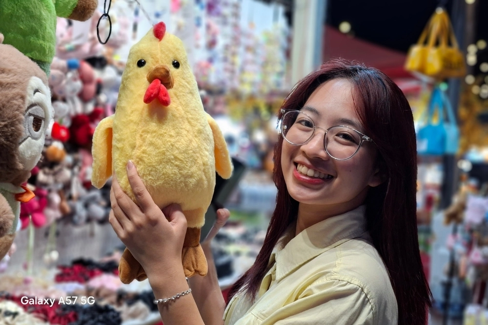 Slay mọi mặt trận "sống ảo" cùng Galaxy A57 5G | A37 5G: Người đồng-vibe đích thực của Gen MZ!