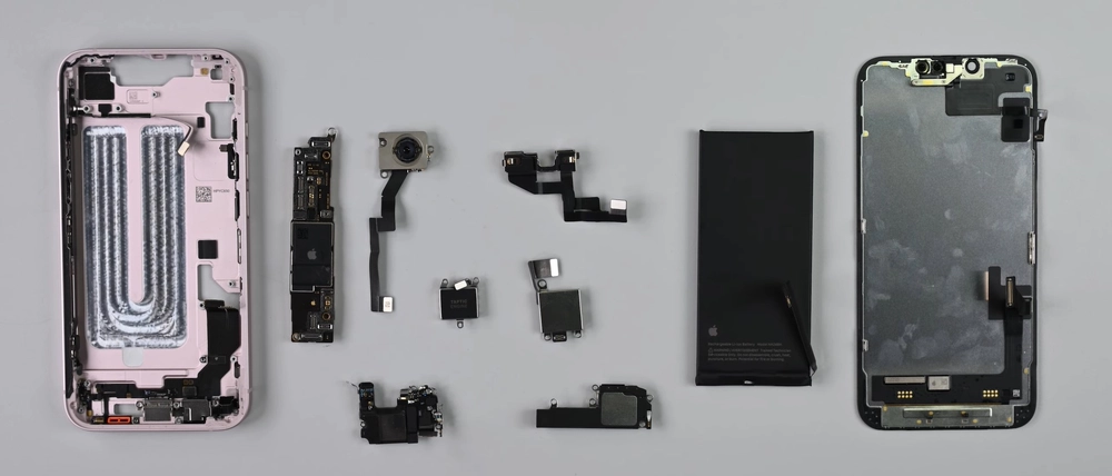 Teardown iPhone 17e: Linh kiện dùng chung 16e?