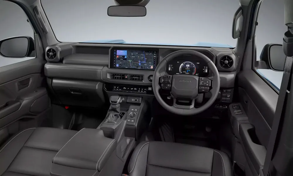 Toyota Land Cruiser FJ 2026: SUV mới, giá “dễ thở” hơn