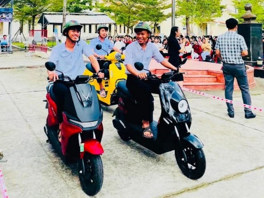 “Phủ xanh trường học 2026” cùng VinFast