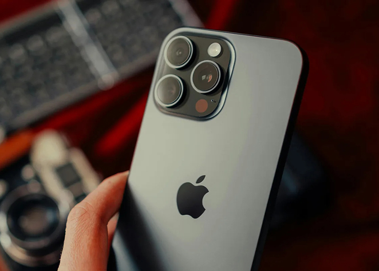 iPhone có thể mất nhiều năm để có camera 200 MP