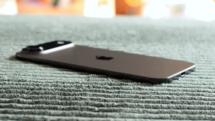 iPhone Air mỏng, nhưng 5 điện thoại Android này còn mỏng hơn!