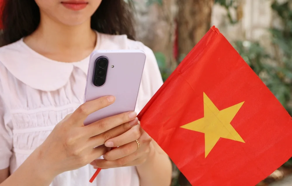 Chụp ảnh nét, chỉnh ảnh chuẩn, nghỉ lễ cùng Galaxy A57 5G