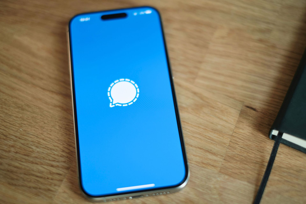 Dòng iPhone nào nên cài đặt iOS 18.7.8 lúc này?