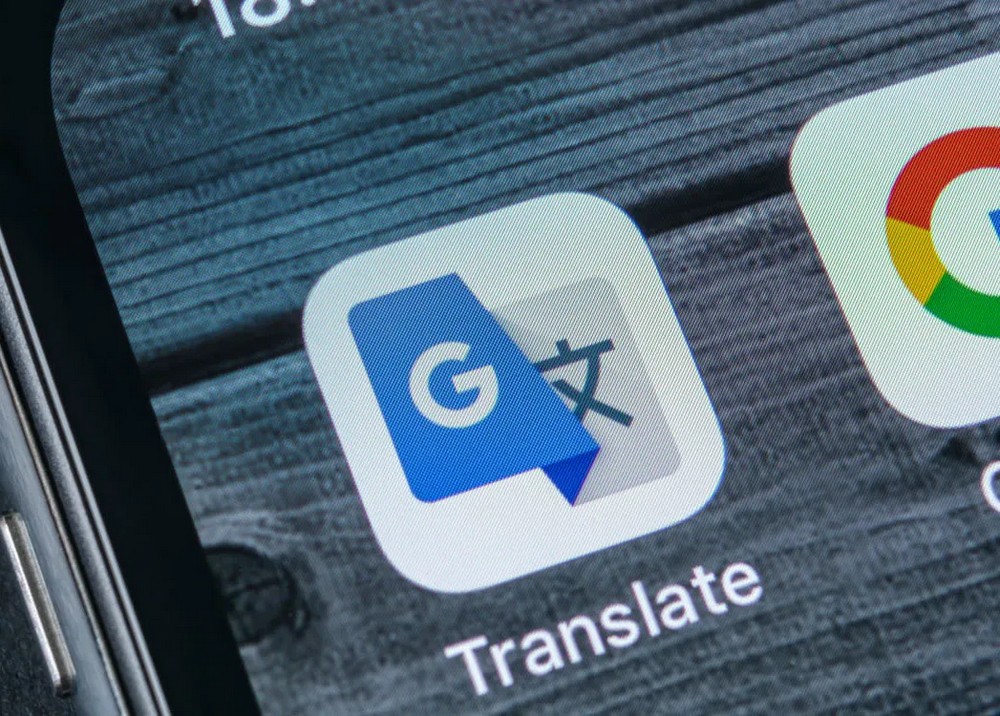 iPhone đã có thể dịch trực tiếp với mọi tai nghe