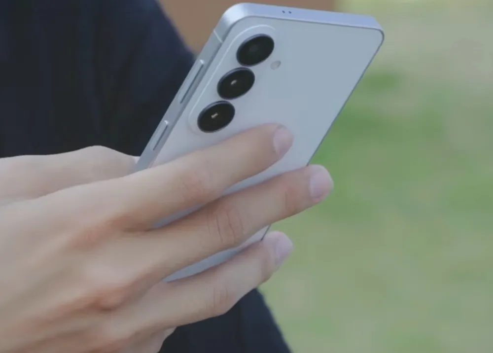 Samsung Galaxy S26 Plus: Cân bằng hoàn hảo, có đáng mua?