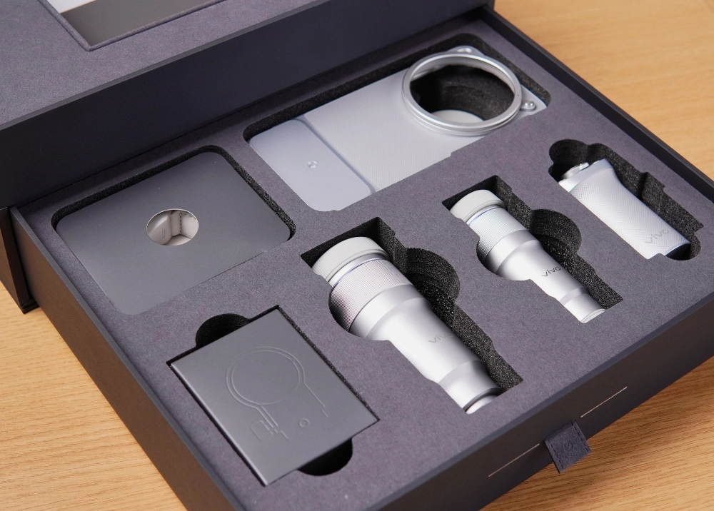 vivo X300 Ultra: "Trùm cuối" nhiếp ảnh di động với bộ ống kính quang học đỉnh cao