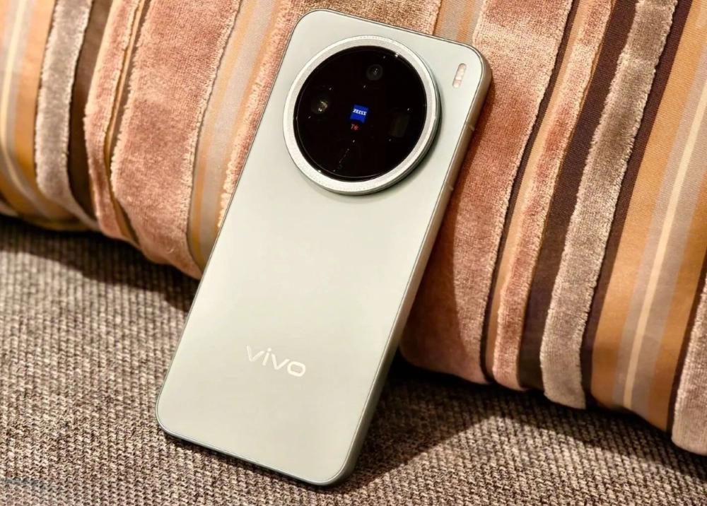 vivo X500 Pro Max lộ cấu hình, màn 2K và pin 7.000mAh