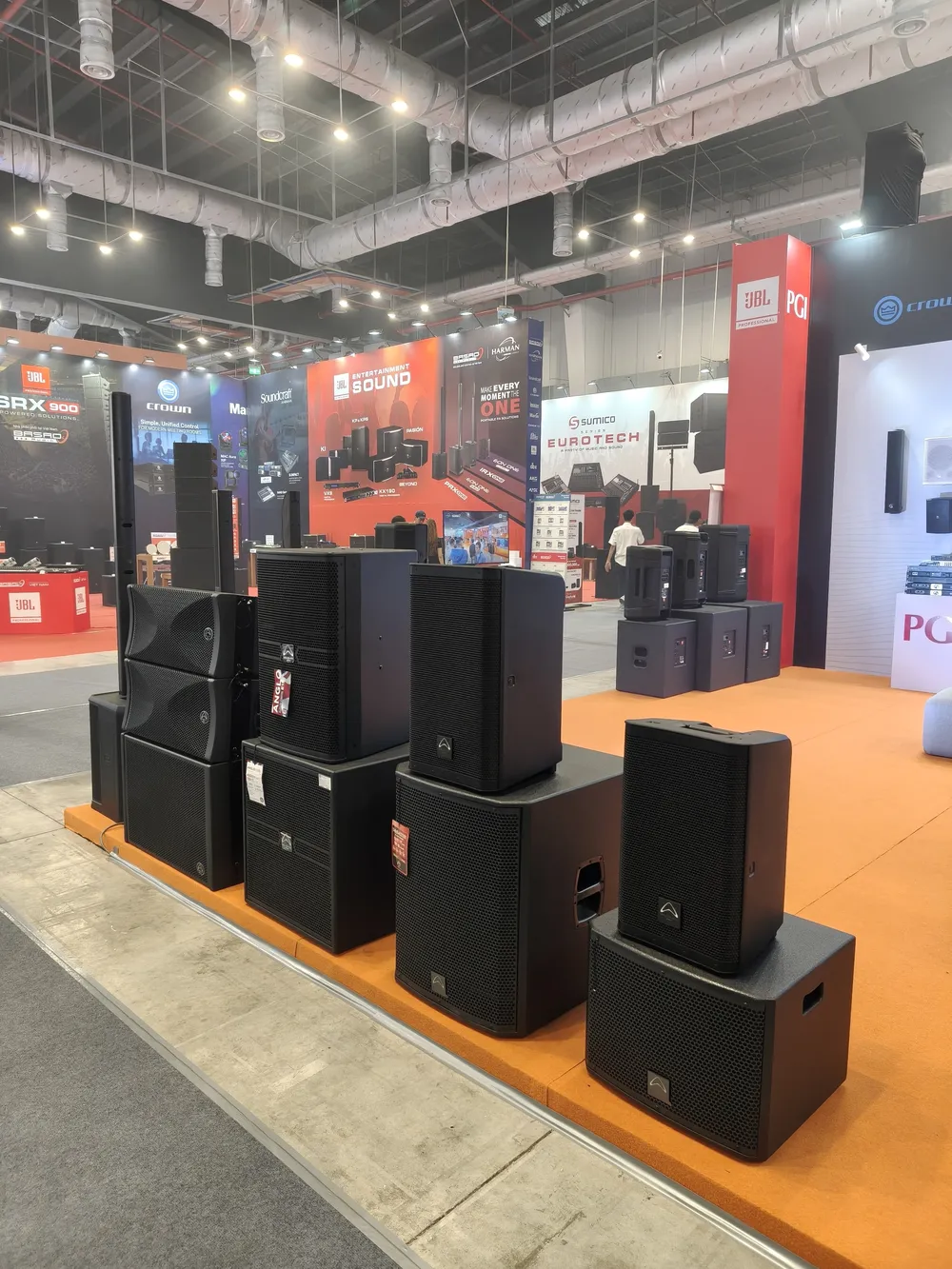 PLASE SHOW 2026 trở lại với dàn âm thanh cực khủng