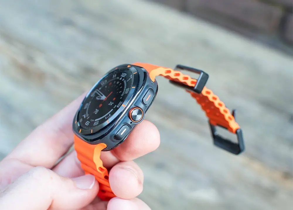 Smartwatch nào có "pin trâu" nhất thời điểm hiện tại?