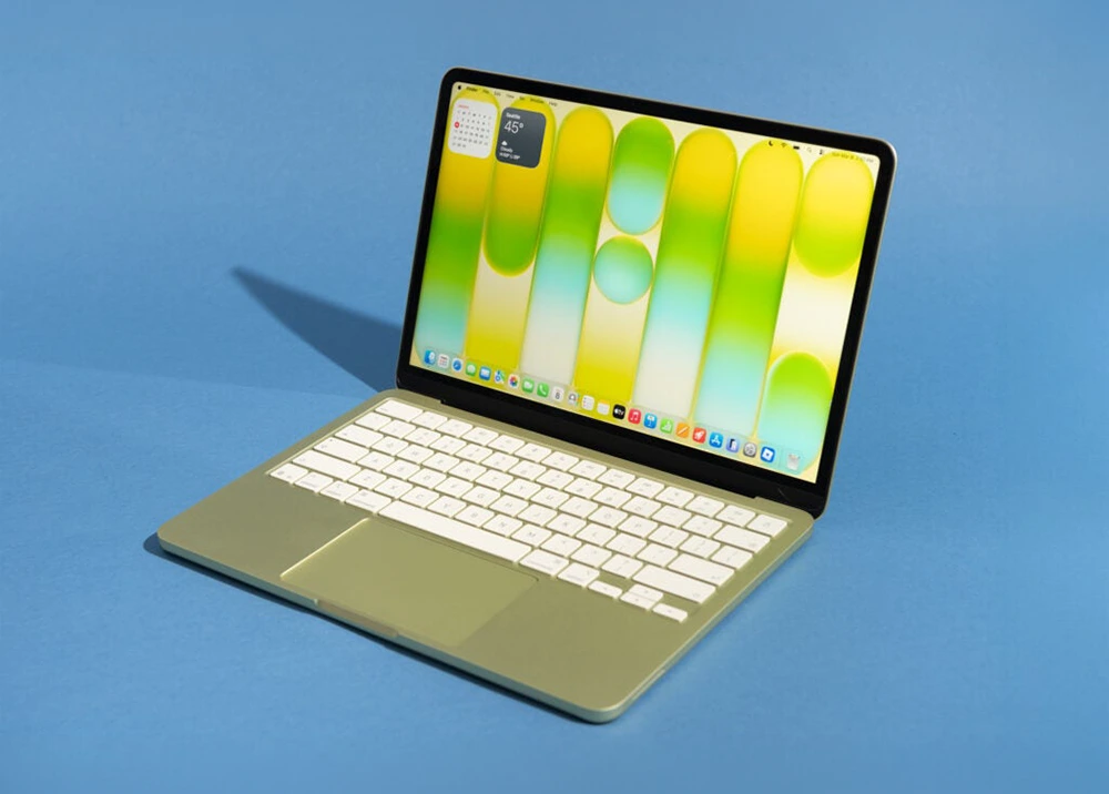 Laptop nào phù hợp cho người lớn tuổi?