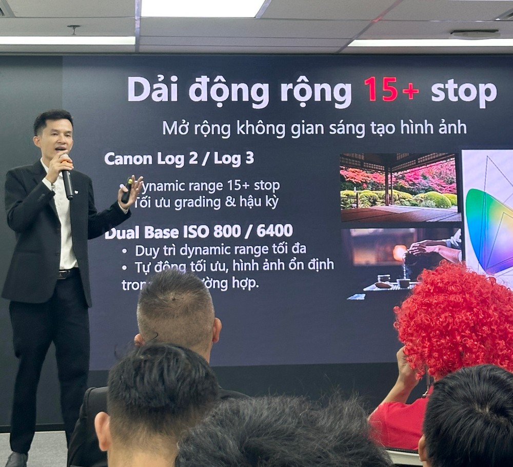 Canon ra mắt máy quay EOS R6 V quay 7K