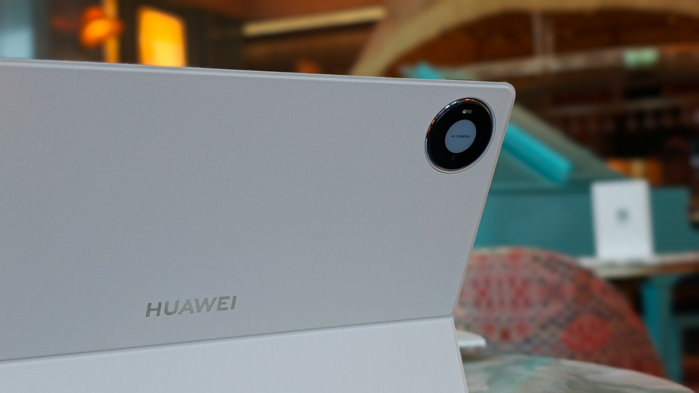 Huawei Matepad Pro Max: Mỏng thôi là chưa đủ?