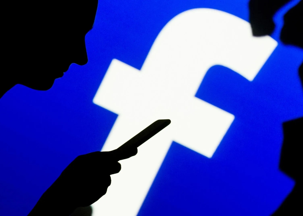 Facebook và Instagram "bay màu" không lý do, xử lý ra sao?