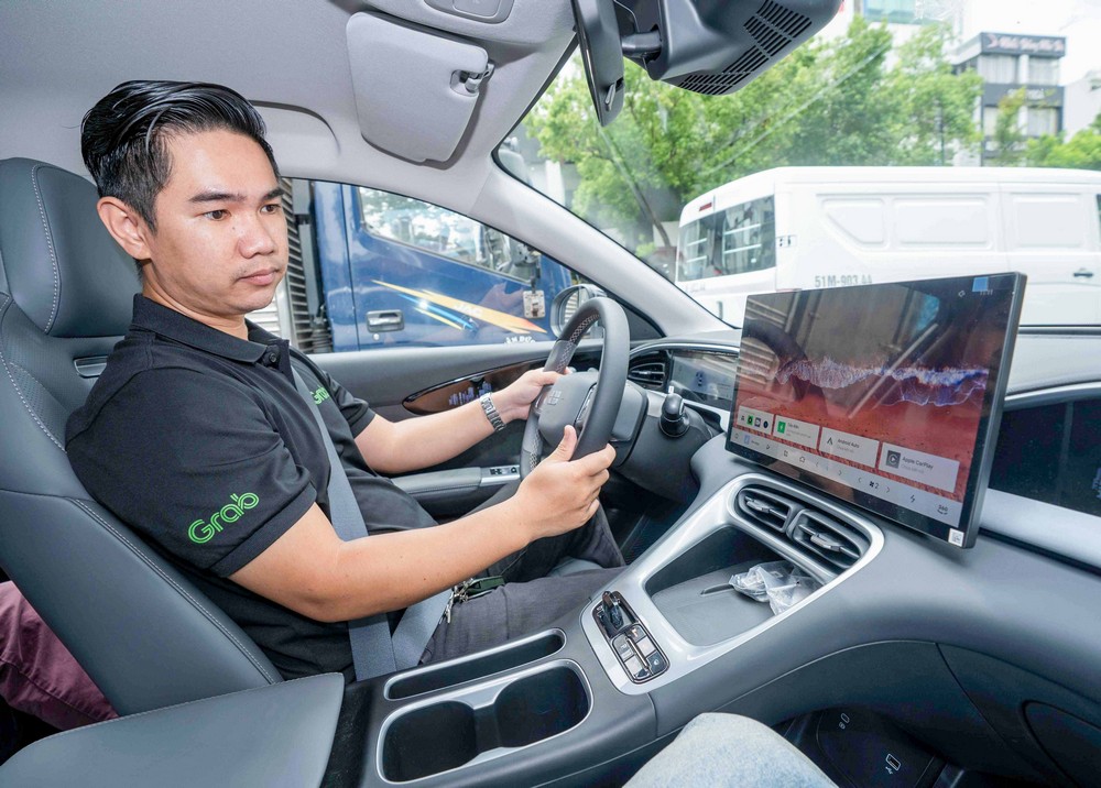 Grab bắt tay Tasco thúc đẩy giao thông xanh