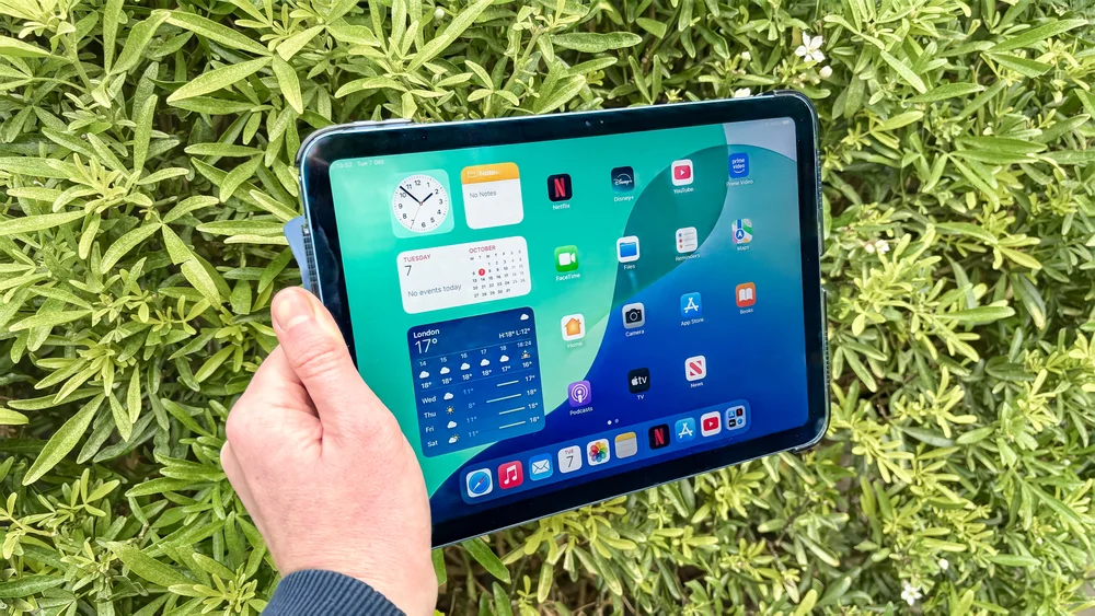 iPad 12 tích hợp Apple Intelligence khi nào ra mắt?