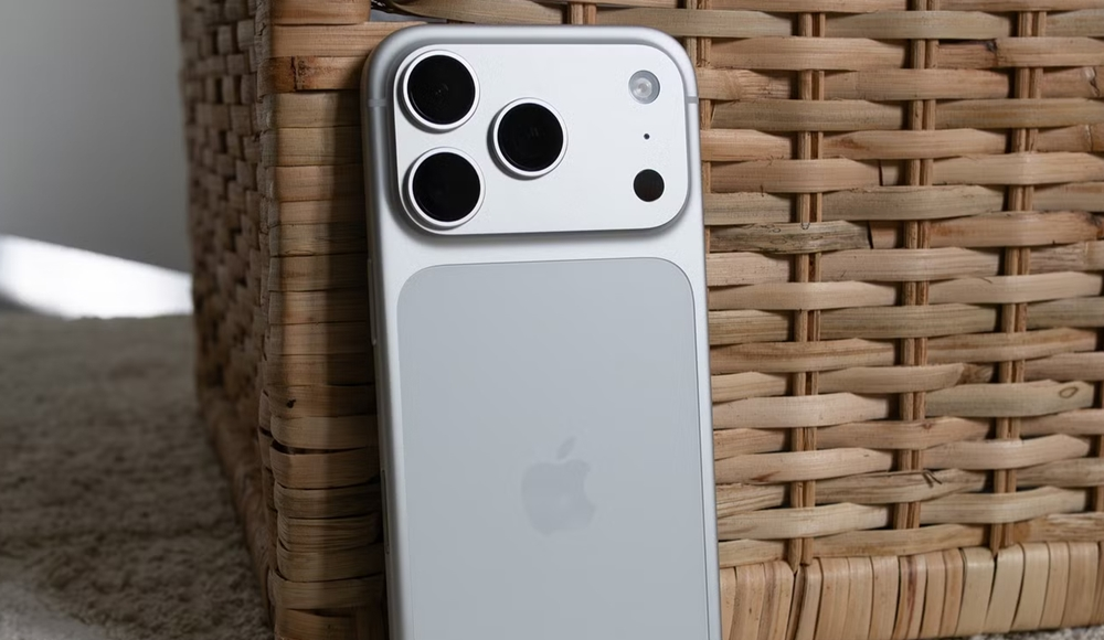 iPhone 17 Pro đánh bại 32 đối thủ trong cuộc đua tốc độ sạc