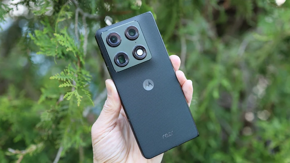 Motorola Razr Fold: Tiềm năng thống trị smartphone gập