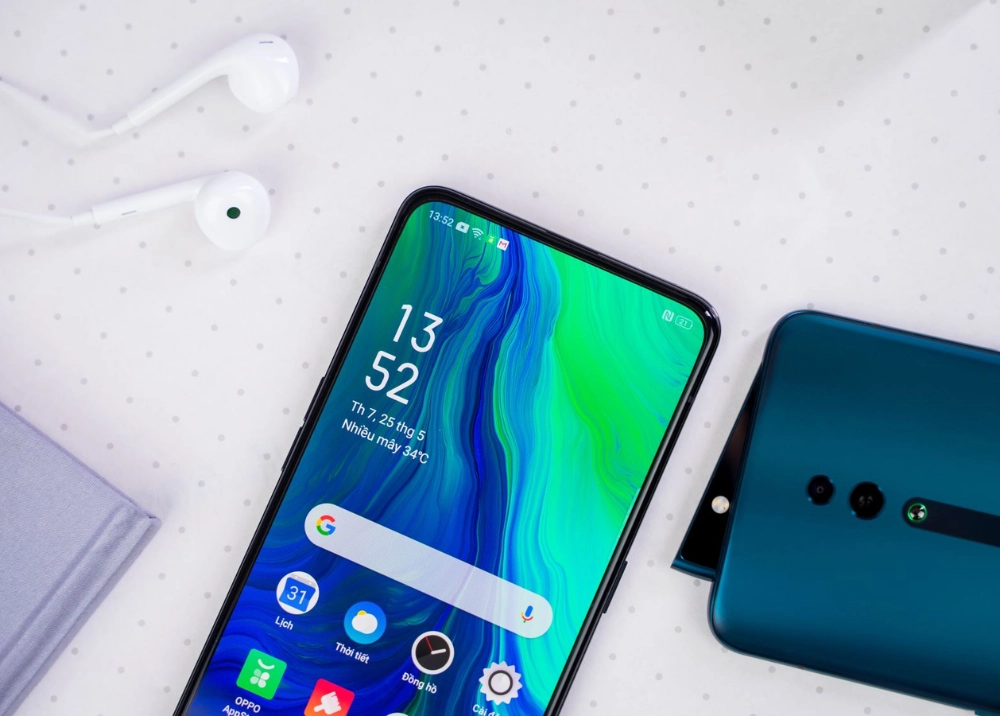 OPPO thử nghiệm camera selfie 100MP, đối đầu iPhone 17?