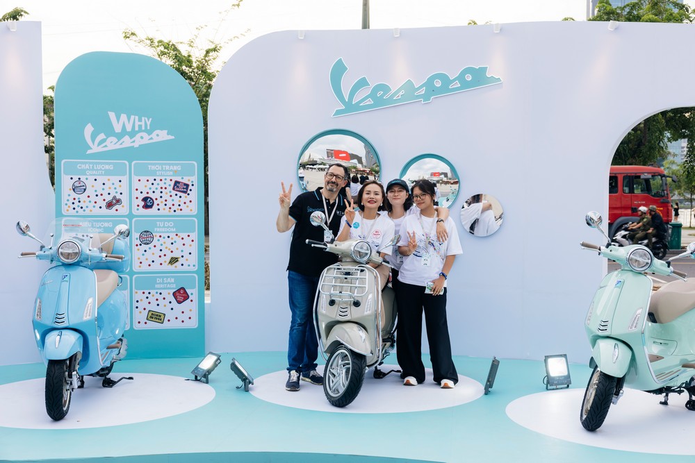 Vespa kỷ niệm 80 năm bằng bộ sưu tập mới