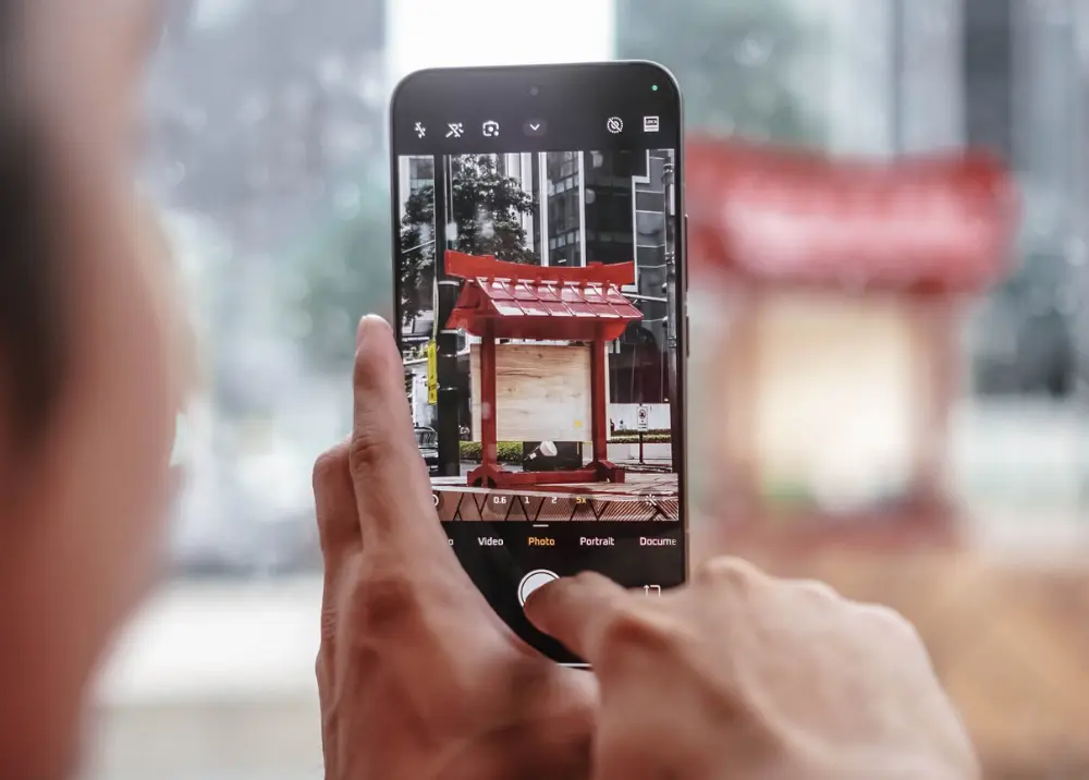 Chọn smartphone nào để chụp ảnh chơi hè?