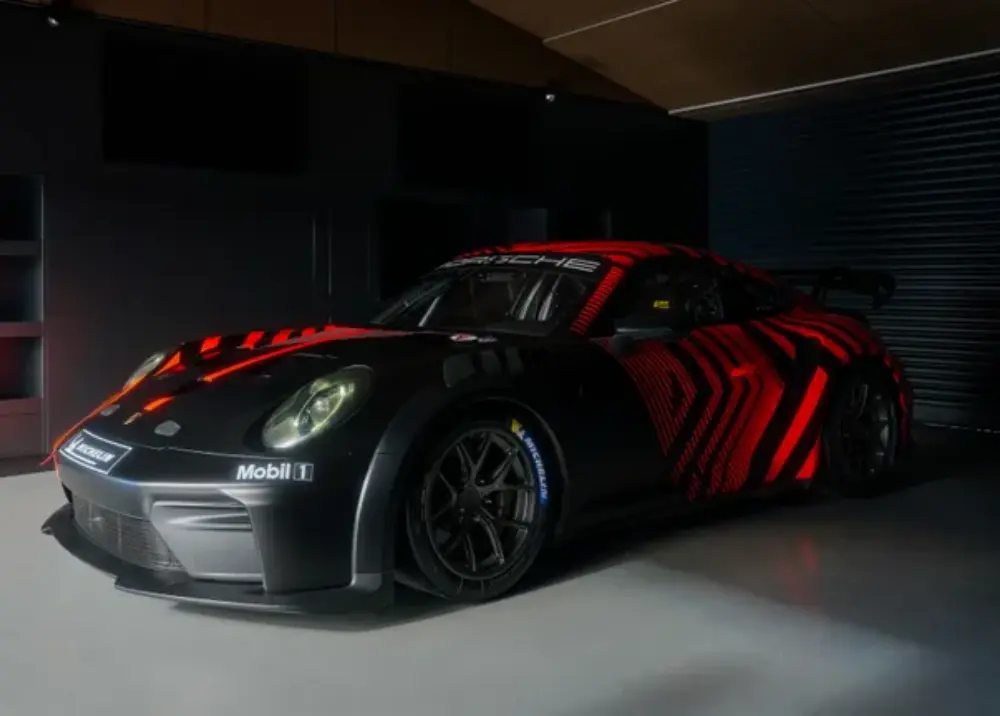 Porsche 911 GT4 R 2027 sắp ra mắt có gì khác biệt?