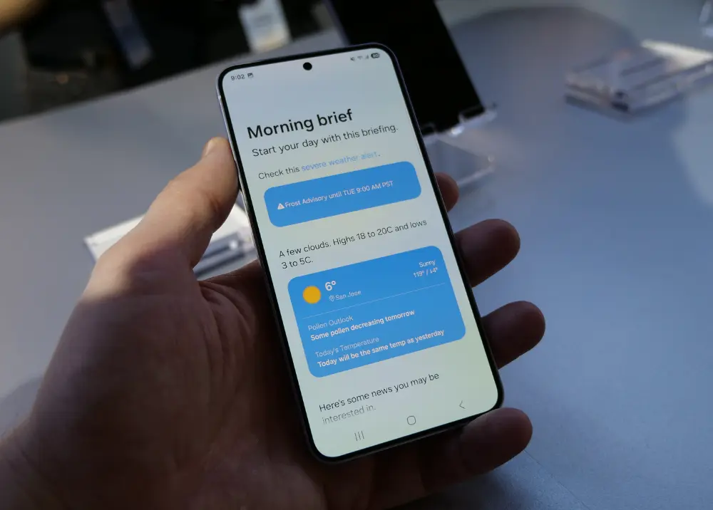 Loạt smartphone cao cấp "nhỏ mà có võ"