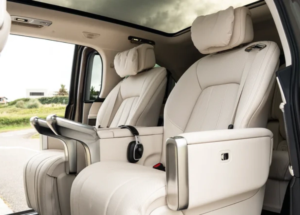 "Chuyên cơ mặt đất" cũng chào thua Mercedes VLE 2028!