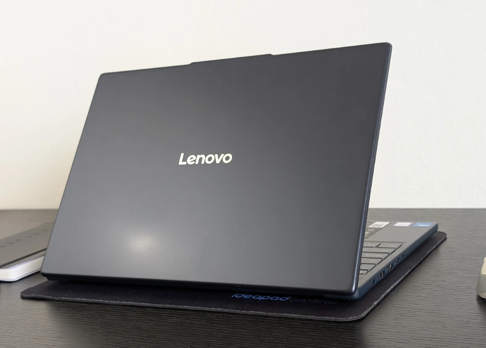 Laptop nào phù hợp với giáo viên?