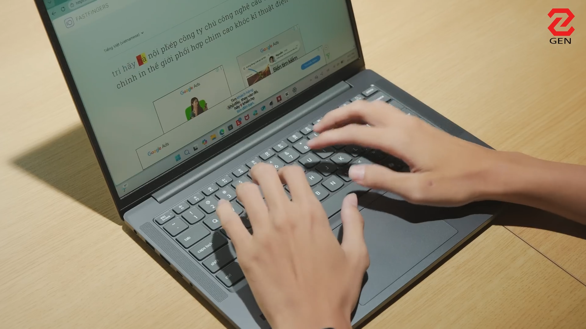 Trải nghiệm Lenovo Ideapad Slim 3i: Nhỏ gọn, AI "có võ"