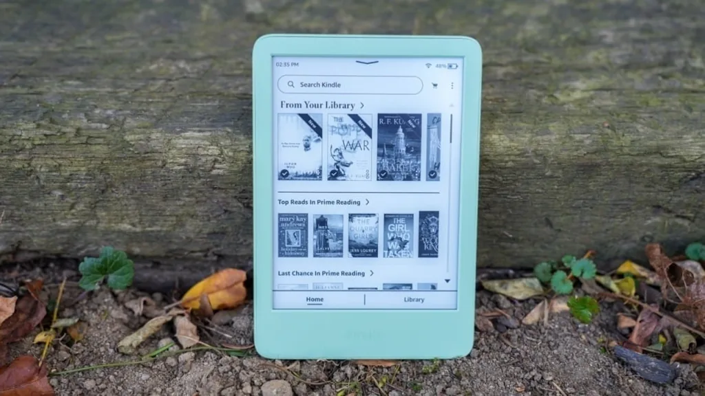 Nên lựa chọn máy đọc sách Kindle nào?