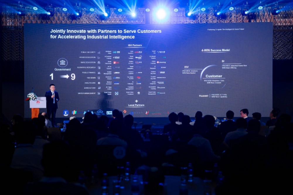 "Nếu không có các đối tác, Huawei sẽ không thể thành công"