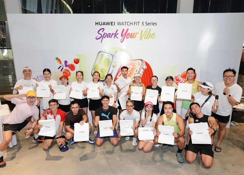 Huawei tổ chức Active Day cùng cộng đồng chạy bộ