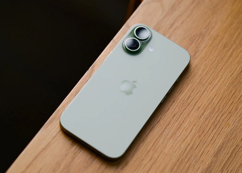 iPhone 18 tăng RAM lên 12GB, không tăng giá