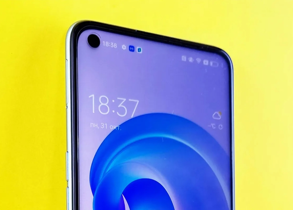 OpenAI "thách đấu" iPhone với mẫu điện thoại mới