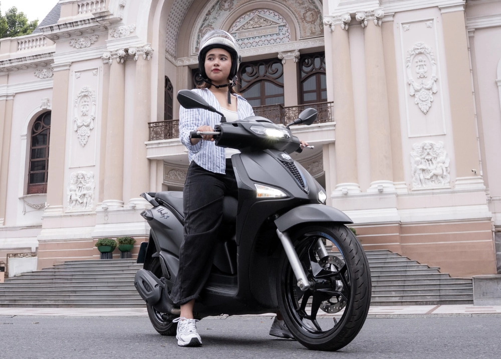Piaggio Liberty S 125: Đổ xăng E10, vi vu Sài Gòn sẽ ra sao, tốn bao nhiêu tiền? 